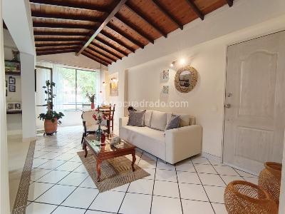 Apartamento de 3 alcobas en venta en La Frontera, Medellín, 78 m² · foto 2 de 17