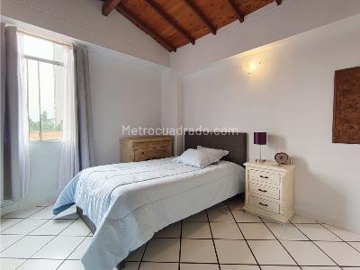 Apartamento de 3 alcobas en venta en La Frontera, Medellín, 78 m² · foto 8 de 17