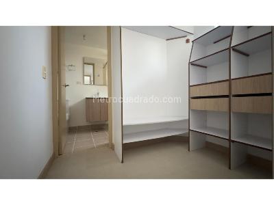 Apartamento de 3 alcobas en venta en El Poblado, Medellín, 99 m² · foto 15 de 20