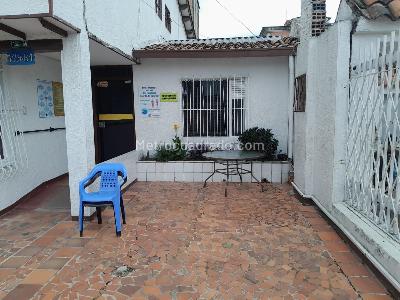 Casa de 5 alcobas en venta en Cedritos Contador, Bogotá, 375 m² · foto 12 de 13
