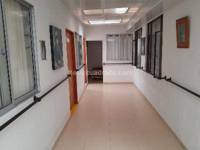 Casa de 5 alcobas en venta en Cedritos Contador, Bogotá, 375 m² · foto 7 de 13