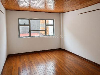 Casa de 5 alcobas en venta en Bellavista, Bogotá, 480 m² · foto 6 de 16