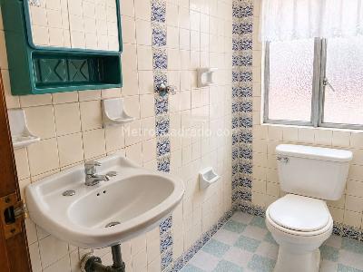 Casa de 5 alcobas en venta en Bellavista, Bogotá, 480 m² · foto 7 de 16