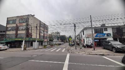 Casa de 5 alcobas en venta en Av Chile, Bogotá, 325 m² · foto 4 de 4
