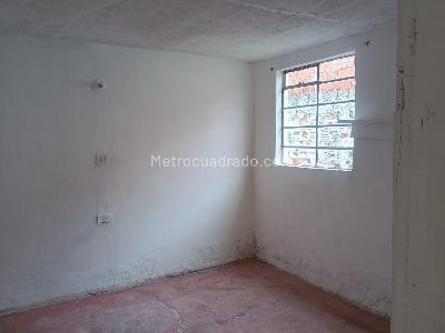 Casa de 1 alcoba en venta en Toberin, Bogotá, 384 m² · foto 16 de 20