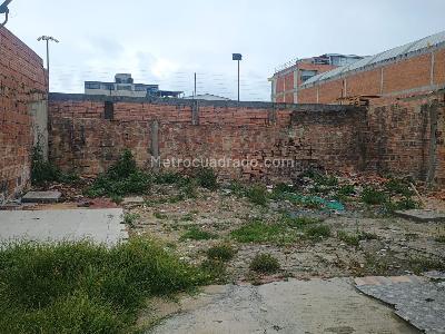 Casa de 1 alcoba en venta en Toberin, Bogotá, 384 m² · foto 18 de 20