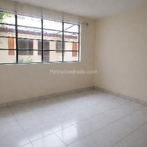 Casa de 3 alcobas en venta en Suba San Jorge, Bogotá, 180 m² · foto 2 de 18