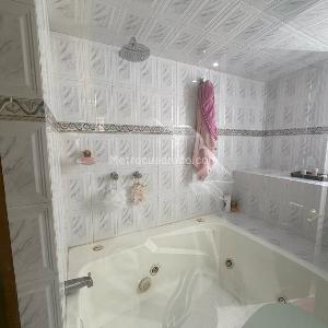 Apartamento en venta en Las Villas, Bogotá · foto 4 de 20