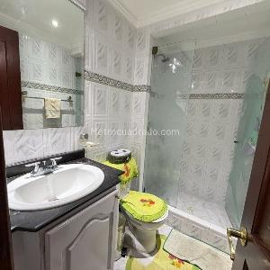 Apartamento en venta en Las Villas, Bogotá · foto 10 de 20
