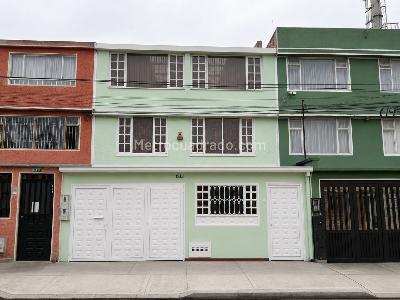 Casa de 5 alcobas en venta en Villaluz, Bogotá, 367 m² · foto 2 de 20