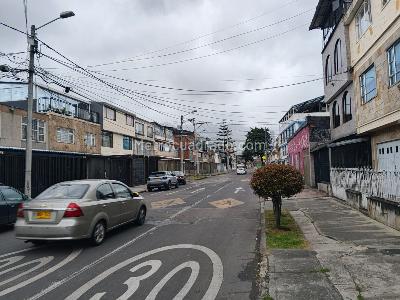 Casa de 4 alcobas en venta en Santa Isabel, Bogotá, 260 m² · foto 11 de 15