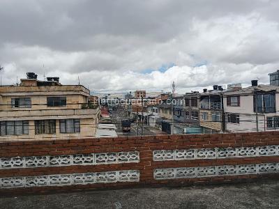 Casa de 4 alcobas en venta en Santa Isabel, Bogotá, 260 m² · foto 12 de 15