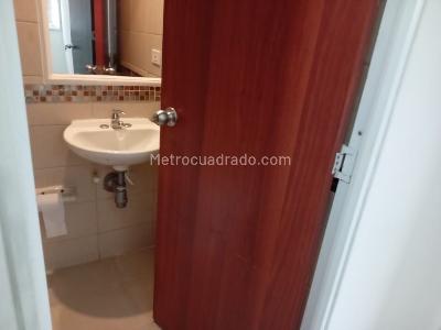 Apartaestudio en venta en El Tintal, Bogotá, 35 m² · foto 3 de 20