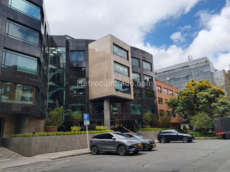 Oficina en Venta, CHICO, Bogotá D.C. - Más