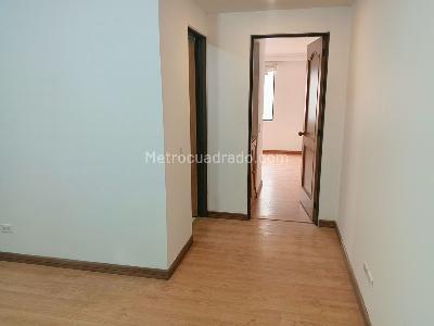Apartamento en arriendo en Belalcazar, Bogotá · foto 5 de 19
