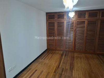 Apartamento de 3 alcobas en arriendo en El Tejar, Bogotá, 90 m² · foto 16 de 17