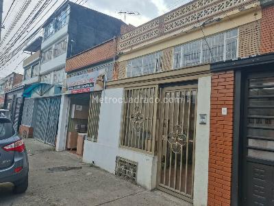Apartamento de 3 alcobas en arriendo en El Tejar, Bogotá, 90 m² · foto 2 de 17