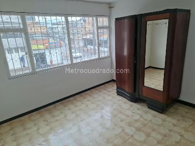 Apartamento de 3 alcobas en arriendo en El Tejar, Bogotá, 90 m² · foto 3 de 17