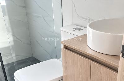 Apartamento de 1 alcoba en venta en J Vargas, Bogotá, 33 m² · foto 2 de 17