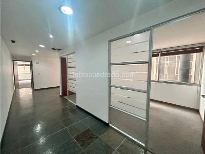 Office for rent in Bella Vista, Bogotá