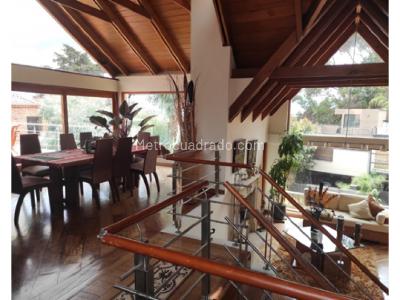 Casa de 4 alcobas en venta en Bosques De Pino, Bogotá, 932 m² · foto 6 de 15