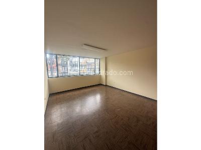 Casa de 5 alcobas en venta en Jose Joaquin Vargas, Bogotá, 350 m² · foto 6 de 17