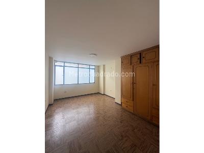 Casa de 5 alcobas en venta en Jose Joaquin Vargas, Bogotá, 350 m² · foto 13 de 17