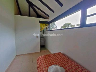 Casa de 5 alcobas en venta en Guaymaral, Bogotá, 1650 m² · foto 12 de 20