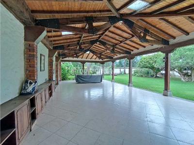 Casa de 5 alcobas en venta en Guaymaral, Bogotá, 1650 m² · foto 14 de 20