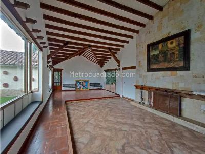 Casa de 5 alcobas en venta en Guaymaral, Bogotá, 1650 m² · foto 19 de 20