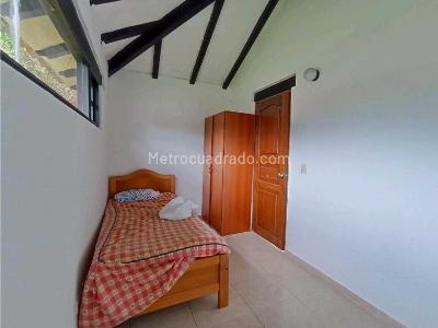 Casa de 5 alcobas en venta en Guaymaral, Bogotá, 1650 m² · foto 20 de 20