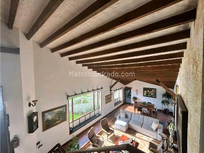 Casa de 5 alcobas en venta en Guaymaral, Bogotá, 1650 m² · foto 2 de 20