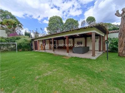 Casa de 5 alcobas en venta en Guaymaral, Bogotá, 1650 m² · foto 6 de 20
