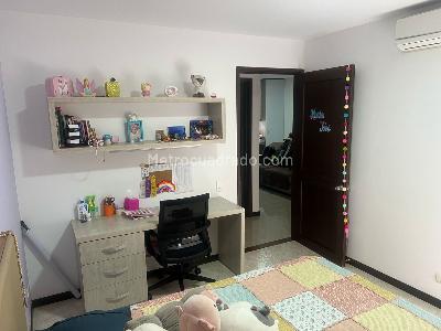 Apartamento en venta en Ciudad Jardin, Cali · foto 11 de 17