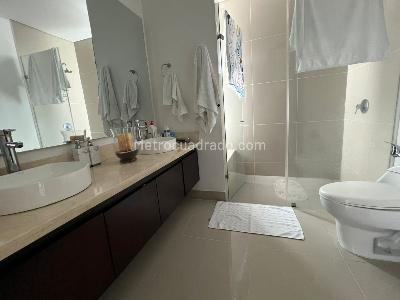 Apartamento en venta en Aguacatal, Cali · foto 6 de 19