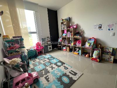 Apartamento en venta en Aguacatal, Cali · foto 7 de 19