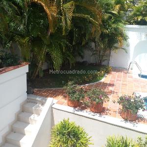 Casa de 4 alcobas en venta en Santa Teresita, Cali, 364 m² · foto 5 de 19