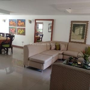Casa de 4 alcobas en venta en Santa Teresita, Cali, 364 m² · foto 8 de 19