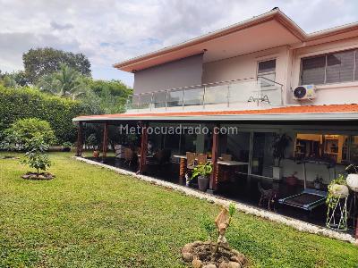 Casa de 4 alcobas en venta en Parcelaciones Pance, Cali, 1200 m² · foto 3 de 20