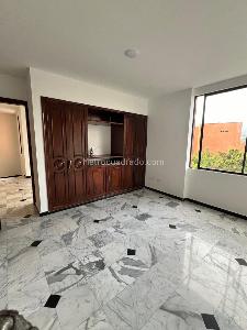 Apartamento de 3 alcobas en venta en La Arboleda, Cali, 157 m² · foto 3 de 13