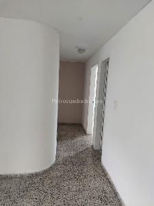 Apartamento de 3 alcobas en venta en Cali El Peñon, Cali, 104 m² · foto 4 de 18
