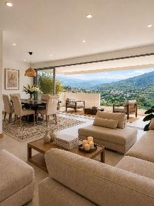 Apartamento de 3 alcobas en venta en Santa Teresita Alto, Cali, 224 m² · foto 2 de 7
