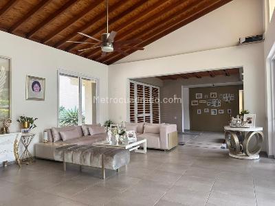 Casa de 4 alcobas en arriendo en Rozo, Palmira · foto 13 de 14