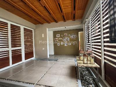 Casa de 4 alcobas en arriendo en Rozo, Palmira · foto 3 de 14