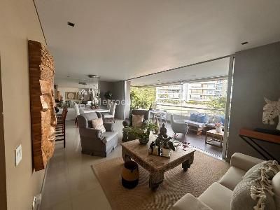 Apartamento de 3 alcobas en venta en Cali Normandia, Cali, 240 m² · foto 3 de 7