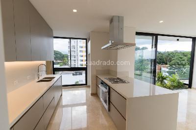 Apartamento de 3 alcobas en venta en Pance, Cali, 265 m² · foto 16 de 20