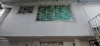Casa de 5 alcobas en venta en Los Andes, Cali, 120 m² · foto 2 de 11