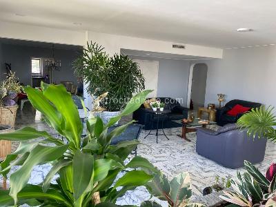 Apartamento de 3 alcobas en venta en Centenario, Cali, 297 m² · foto 10 de 19