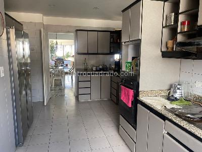Apartamento de 3 alcobas en venta en Centenario, Cali, 297 m² · foto 7 de 19