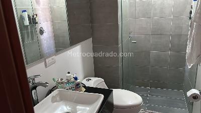 Apartamento de 3 alcobas en venta en Santa Teresita, Cali, 176 m² · foto 8 de 13